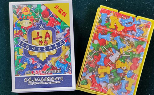 东乡扑克批发采购指南与产品质量识别要点解析